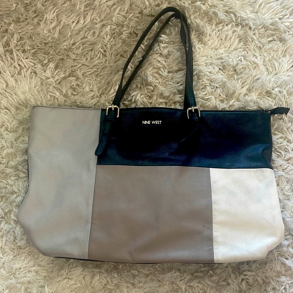 Nine West neutral color block tote